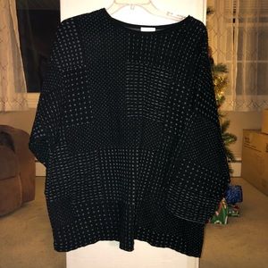 Oversized women’s sweater